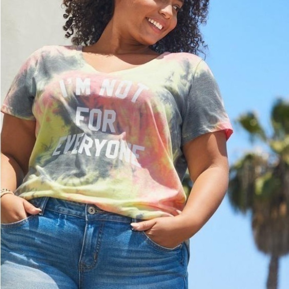 🆕 NWT women’s Torrid 1 Girlfriend Tee Signature Jersey Tie Dye Not For Everyone